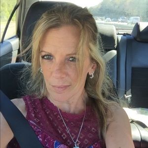 Meet your Posher, Candice